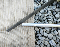 aluminijasta palica in datoteka